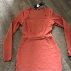NWT! Boohoo Midi Dress